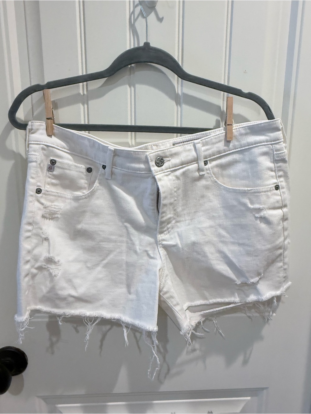 AG denim white cut off shorts sz 31